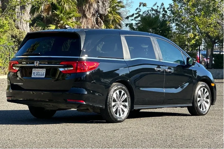 $32788 : Honda Odyssey 2024 EX-L 4dr image 3