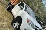 Toyota hilux 2.7 estacas en Medellin