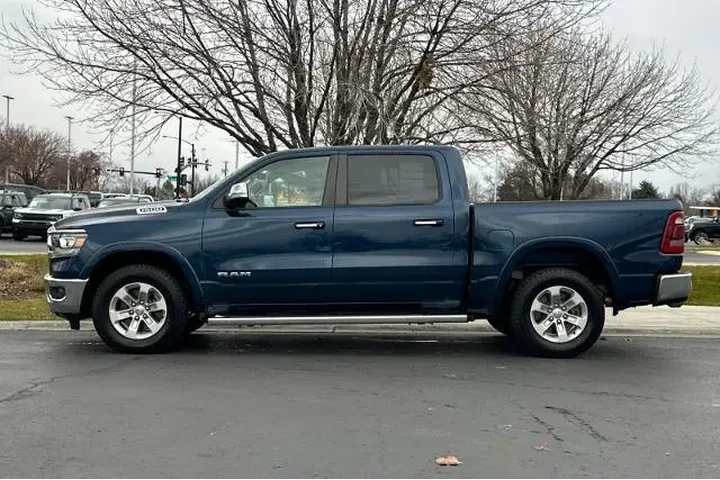 $38995 : Ram 1500 2022 4x4 Laramie 4d image 5