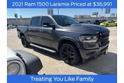 Ram 1500 2021 4x2 Laramie 4d en Houston