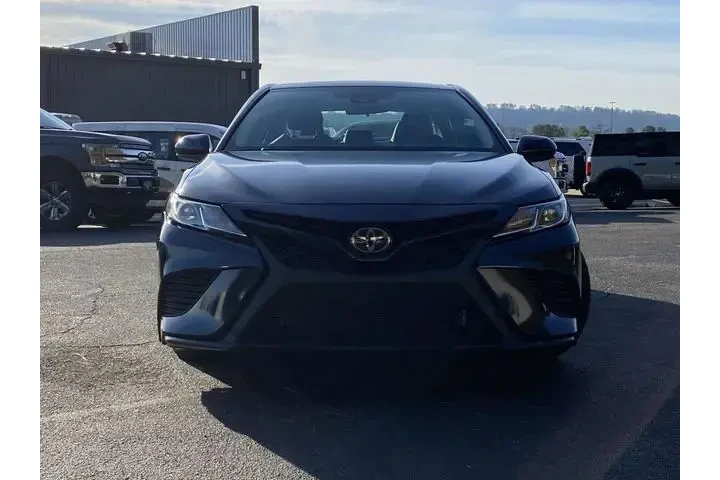 $20994 : Toyota Camry 2019 SE 4dr Sed image 9