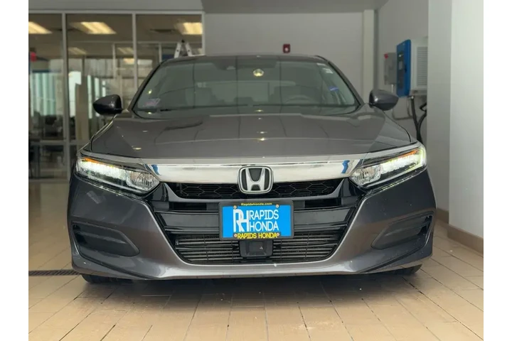 $19244 : Honda Accord 2018 LX 4dr Sed image 2