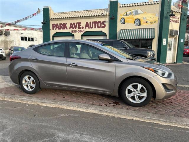 $7995 : 2014 Elantra SE image 3