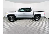 $34500 : Toyota Tacoma 2023 4x2 TRD O thumbnail