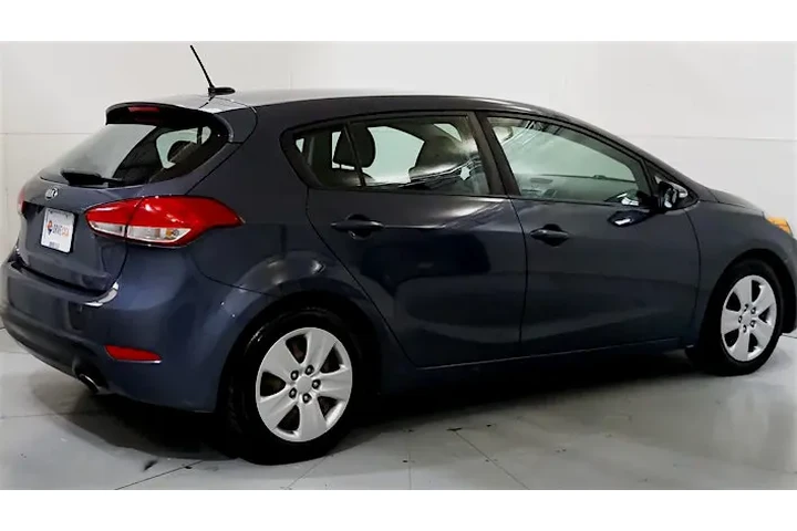 2015 Escape SE 4WD image 5