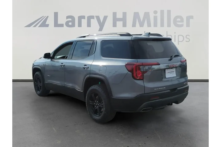 $28995 : GMC Acadia 2022 4x4 AT4 4dr image 3