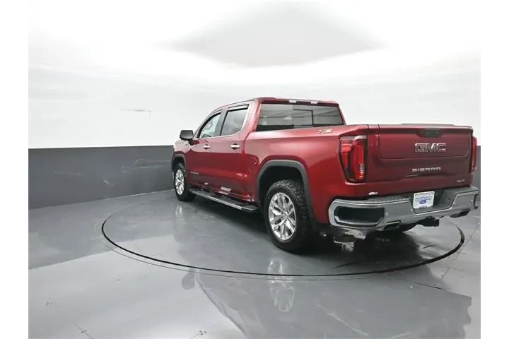 $35889 : GMC Sierra 1500 2019 4x4 SLT image 5