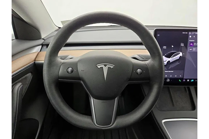 $27998 : Tesla Model 3 2023 4dr Sedan image 10