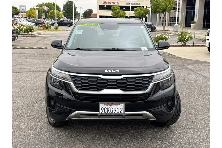 $18470 : Kia Seltos 2023 AWD LX 4dr S image 2