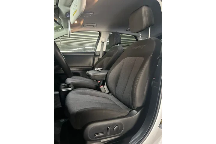 $26862 : Hyundai IONIQ 5 2024 SEL 4dr image 7