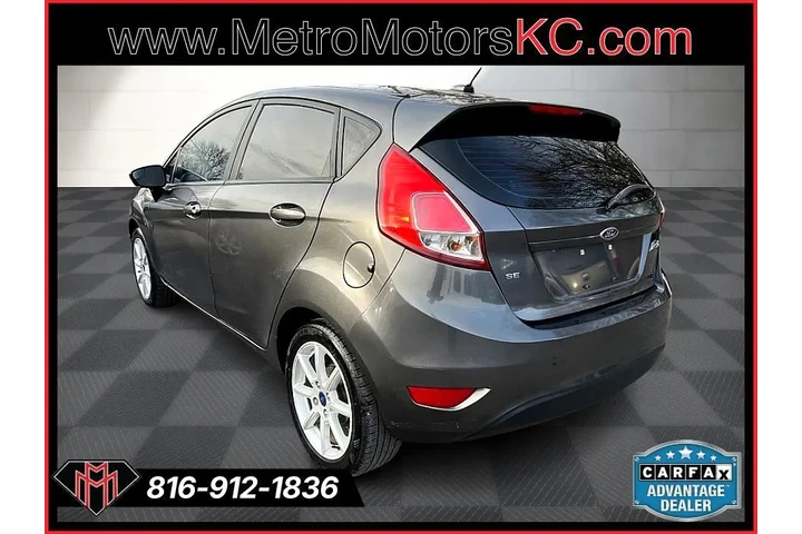 $10989 : 2017 Fiesta SE Hatch image 3