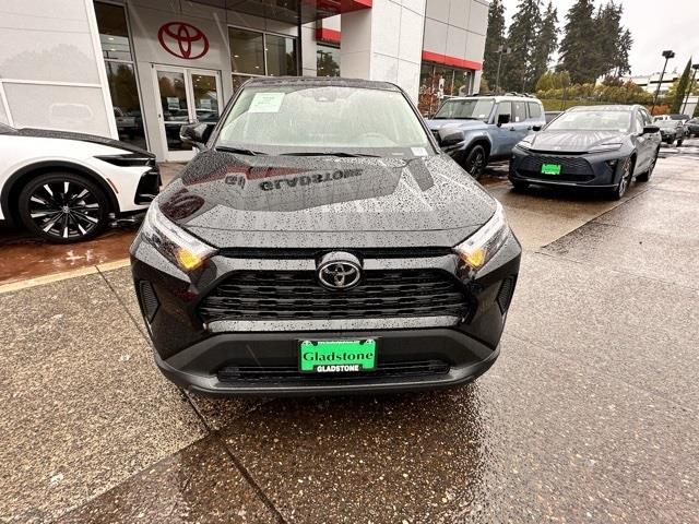 $32588 : 2024 RAV4 LE image 8