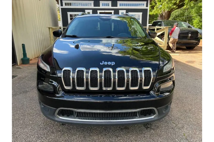$10999 : 2017 Cherokee Limited image 4