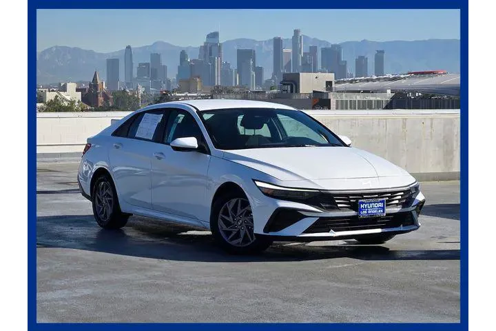 $28266 : Hyundai ELANTRA Hybrid 2025 image 2