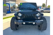 2017 Wrangler Unlimited Sahar thumbnail