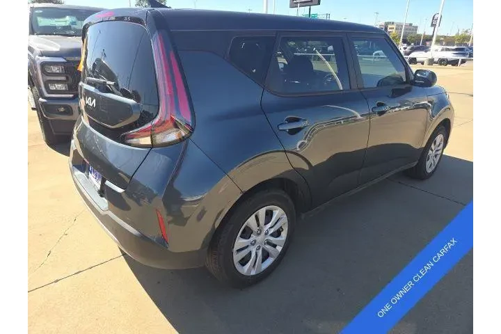 $15587 : Kia Soul 2025 S 4dr Crossove image 4