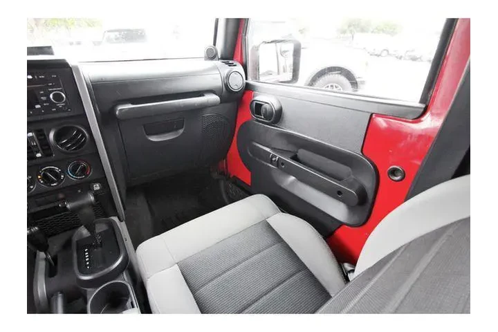 $10595 : Jeep Wrangler Unlimited 2009 image 9
