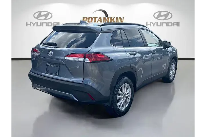 $24000 : Toyota Corolla Cross 2024 LE image 5