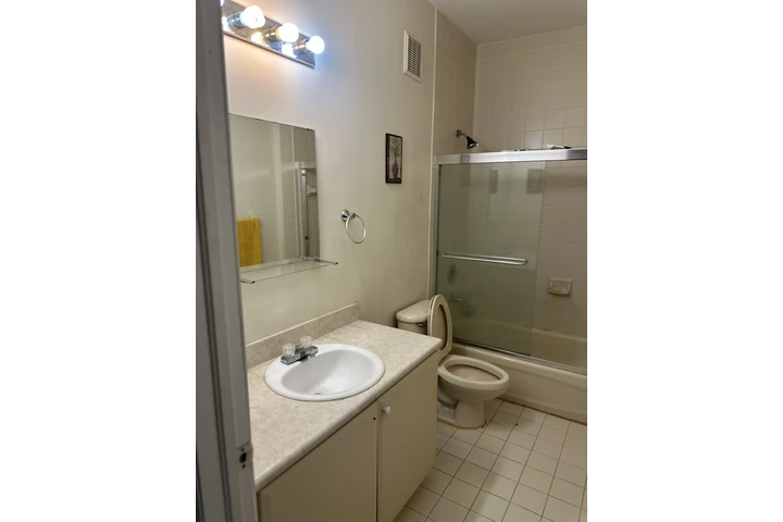 $1000 : RENTO HABITACIÓN image 5