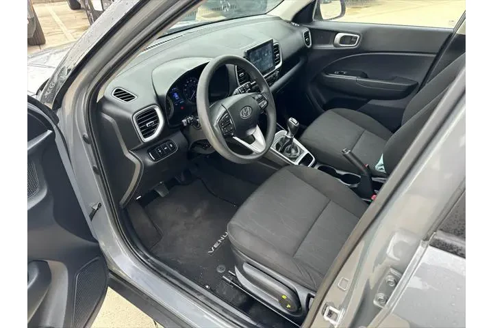 $13995 : Hyundai VENUE 2020 SE 4dr Cr image 10