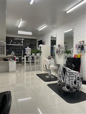 PATY'S BEAUTY SALON RENTA image 3