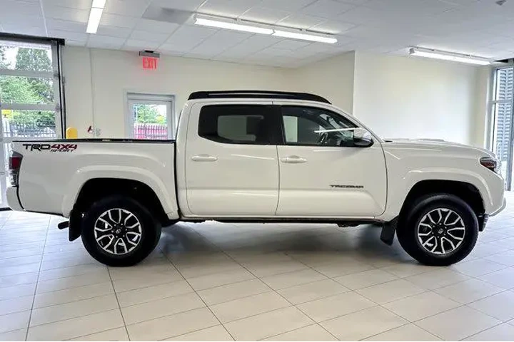 $35080 : Toyota Tacoma 2022 4x4 TRD P image 3