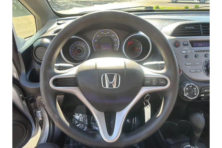 $10299 : 2012 Fit image 7