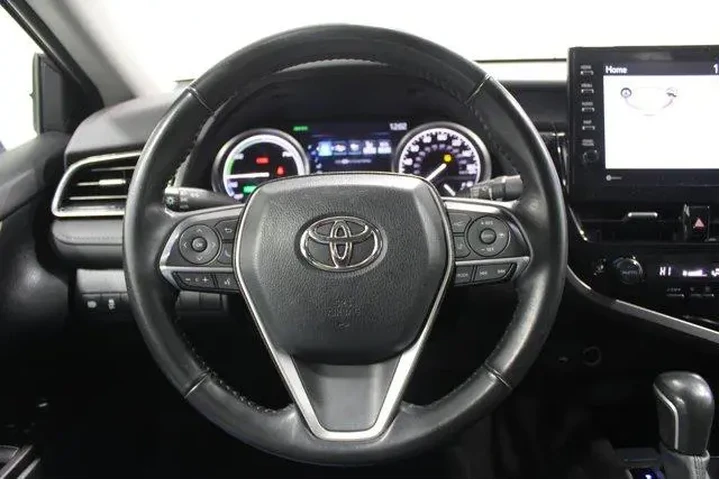 $27411 : Toyota Camry Hybrid 2023 XLE image 9