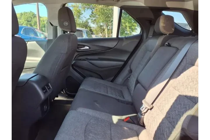 $18988 : Chevrolet Equinox 2023 LT 4d image 10