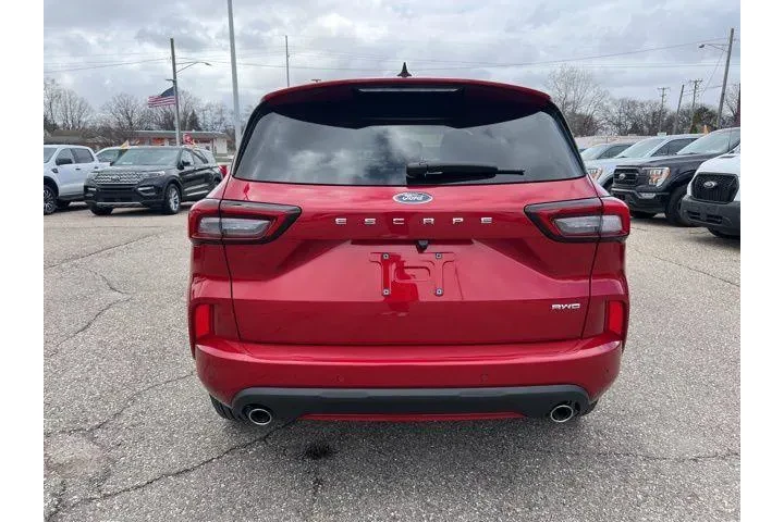 $25325 : Ford Escape 2024 AWD ST-Line image 5