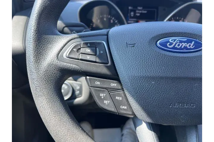 $11965 : Ford Escape 2017 AWD SE 4dr image 9