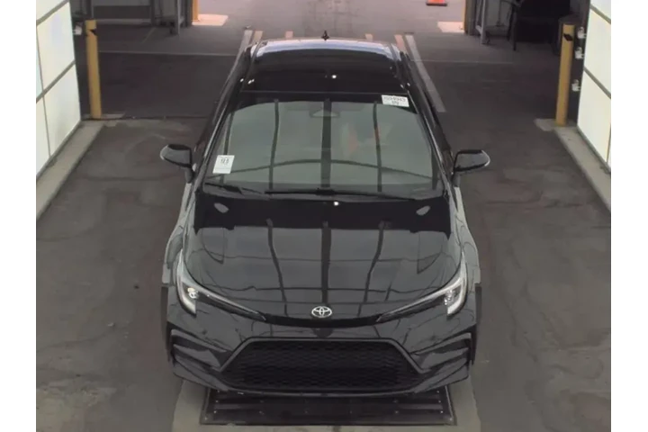 $21793 : Toyota Corolla 2024 SE 4dr S image 2