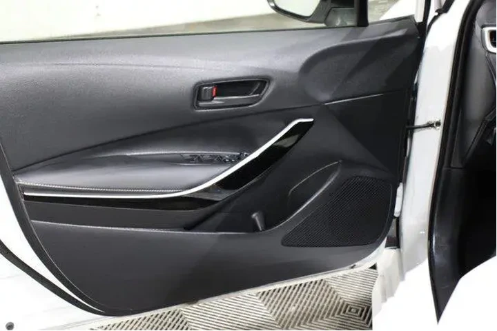 $24998 : Toyota Corolla Hybrid 2022 L image 6