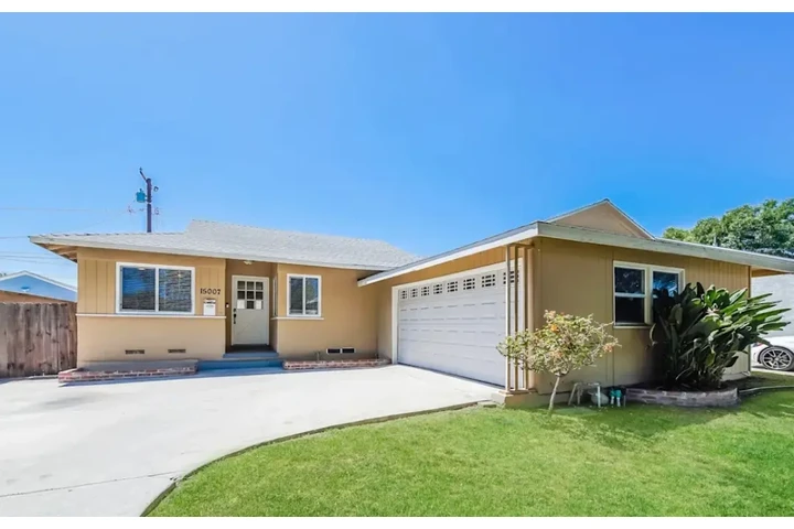 $4124 : Available 3Bed 1Bat in LA image 1