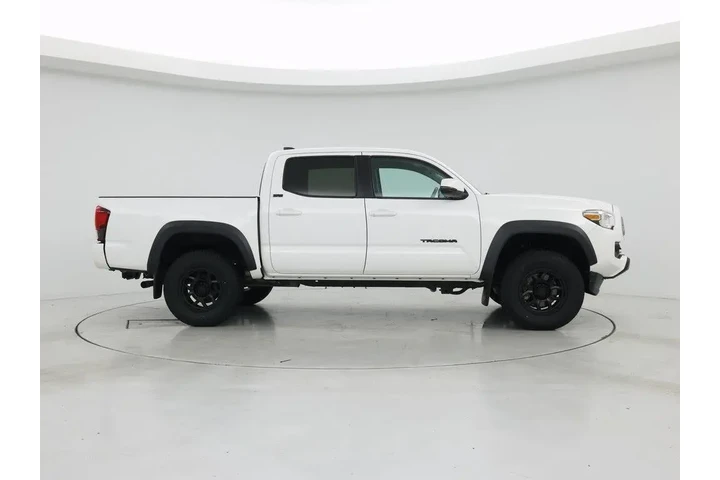 $35998 : Toyota Tacoma 2021 4x4 SR5 V image 7