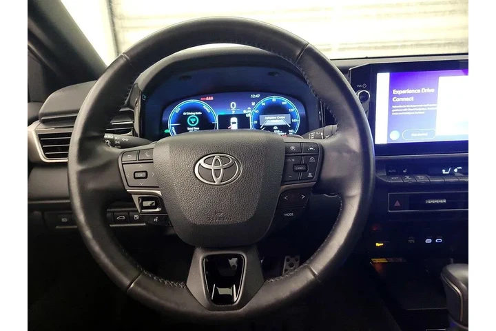 $33998 : Toyota Camry 2025 XSE 4dr Se image 10