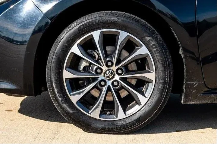 $12532 : Toyota Avalon 2016 XLE 4dr S image 6