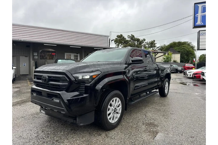 2024 Tacoma TRD Sport Double image 1