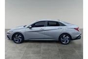 $28642 : Hyundai ELANTRA 2025 SEL Con thumbnail