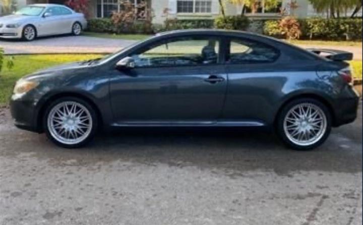 $4800 : Toyota Scion TC 2010 image 6