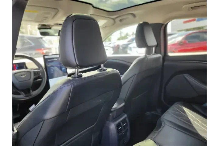 $29991 : Ford Mustang Mach-E 2023 AWD image 10