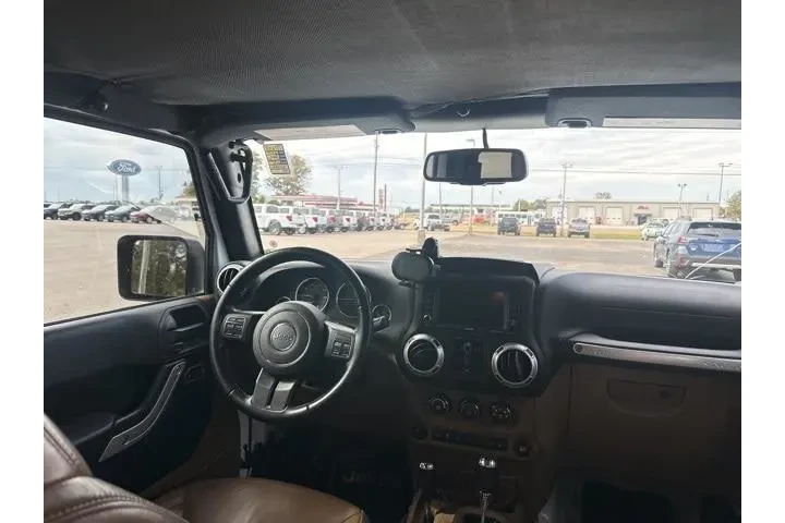 $18441 : Jeep Wrangler Unlimited 2017 image 9