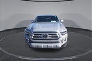 PRE-OWNED 2021 TOYOTA TACOMA thumbnail