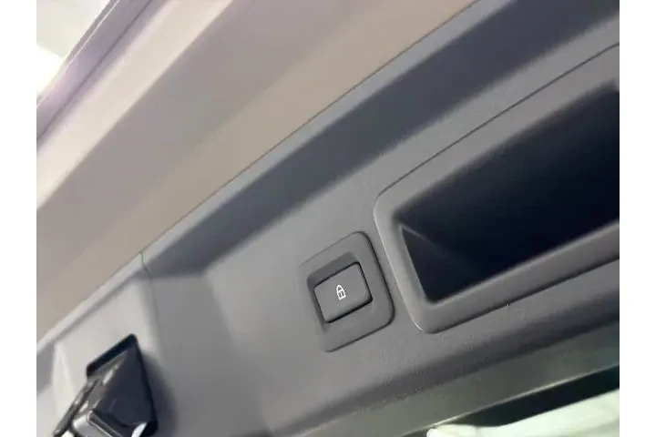 $30000 : Mazda CX-30 2025 AWD 2.5 Car image 9