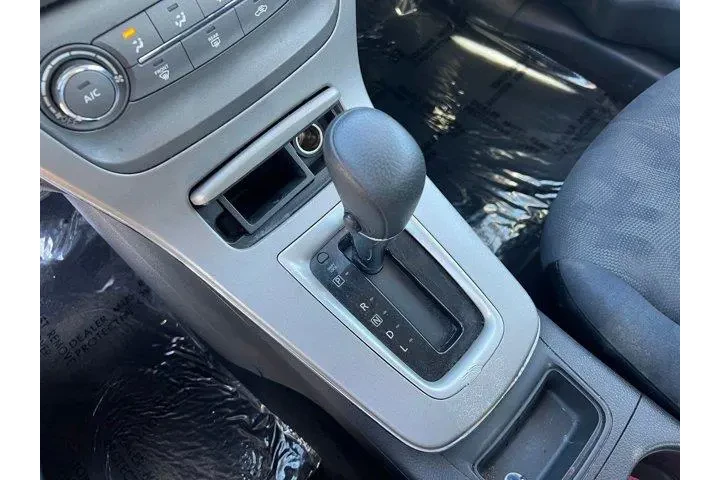 $5997 : Nissan Sentra 2013 S 4dr Sed image 10