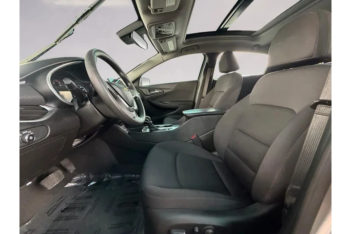 $19994 : Chevrolet Malibu 2023 LT 4dr image 10