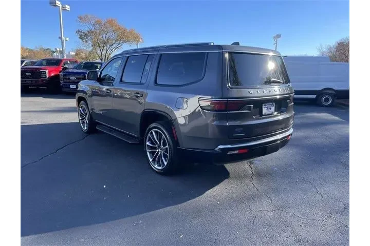 $38946 : Jeep Wagoneer 2022 4x4 Serie image 4