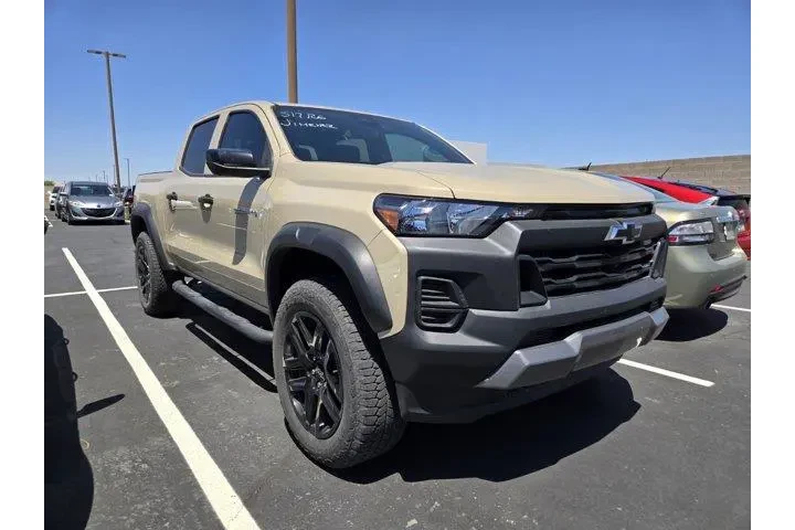 $37991 : Chevrolet Colorado 2024 4x4 image 1