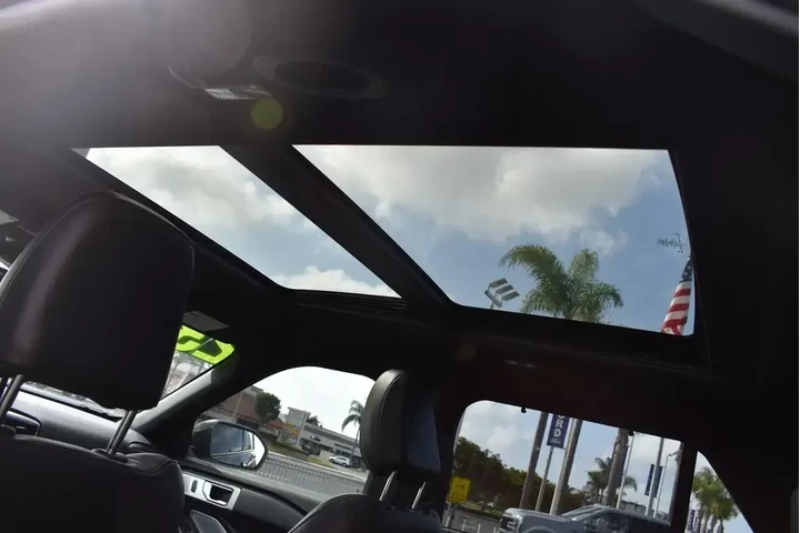 $38990 : Ford Explorer 2023 AWD ST 4d image 10