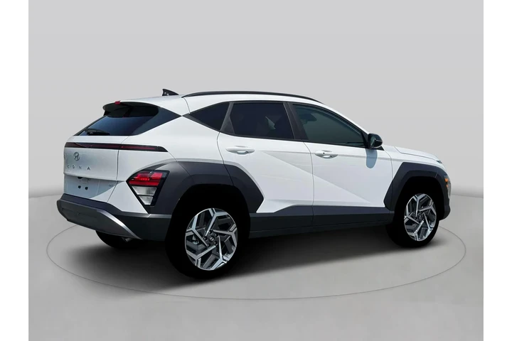 $28820 : Hyundai KONA 2026 SEL Premiu image 8